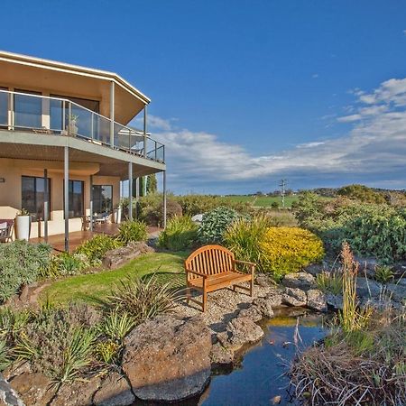 Hilltop Apartments Phillip Island (Adults Only) Cowes Room photo