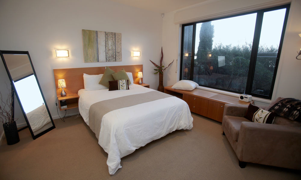Hilltop Apartments Phillip Island (Adults Only) Cowes Exterior photo