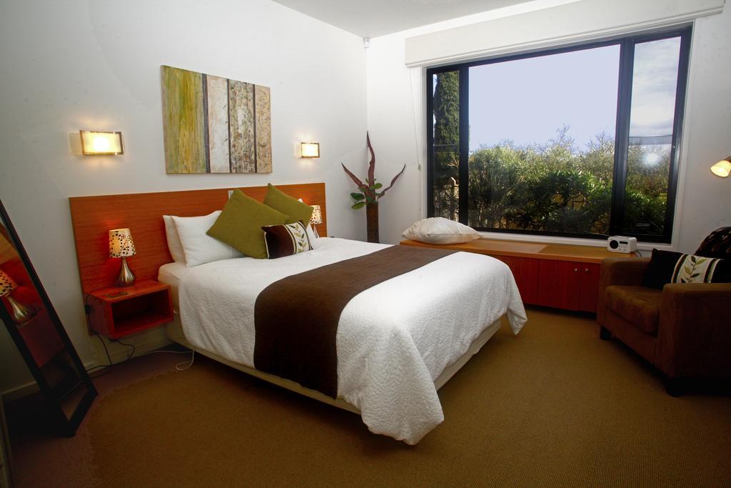 Hilltop Apartments Phillip Island (Adults Only) Cowes Room photo