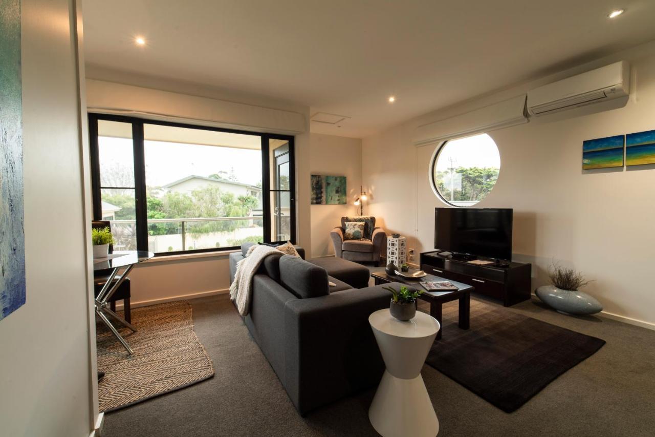 Hilltop Apartments Phillip Island (Adults Only) Cowes Exterior photo