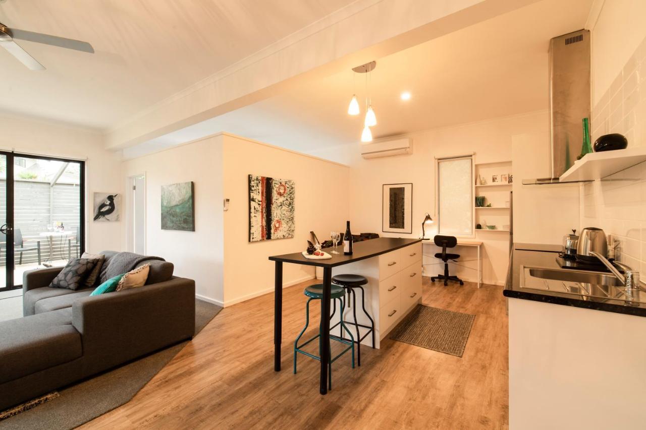 Hilltop Apartments Phillip Island (Adults Only) Cowes Exterior photo